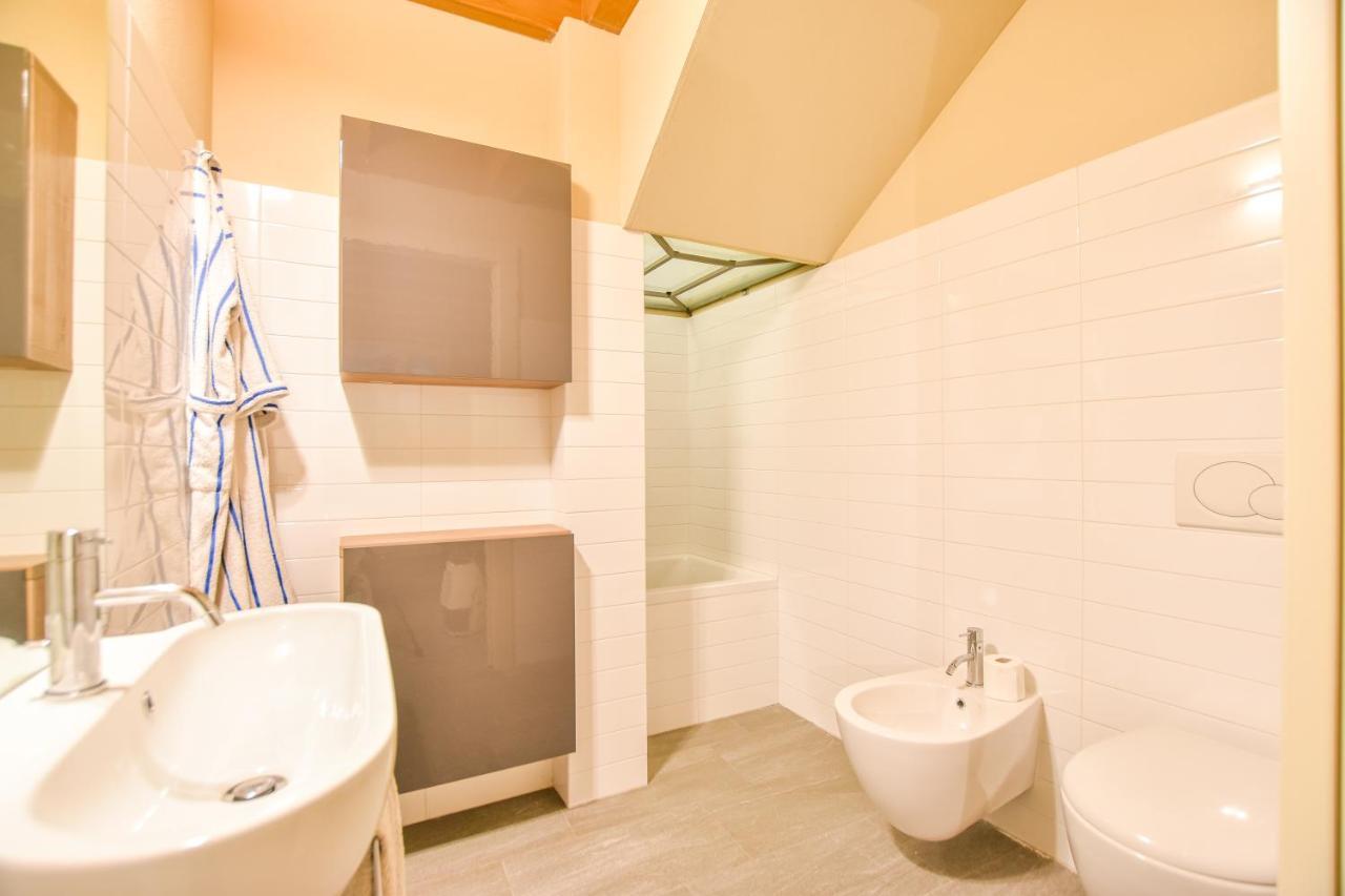 Charming Moment Di Villa Porta - Jolie Maison Luino Exterior photo
